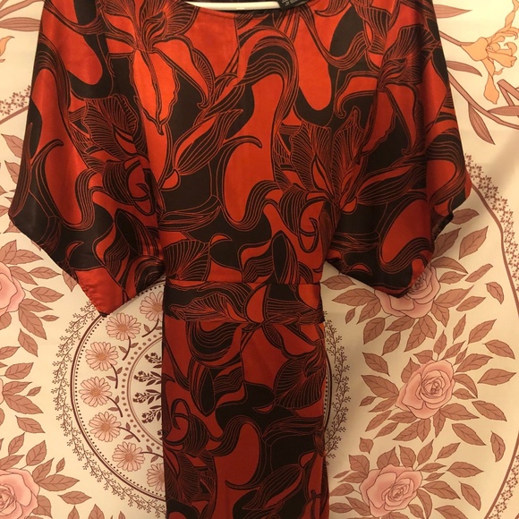 BCBGMaxAzria fall brown and orange silky tie waist dress flutter sleeves - Picture 1 of 7